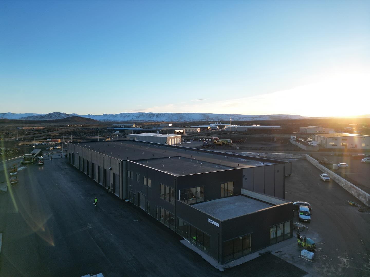 Einhella 1, Hafnarfirði